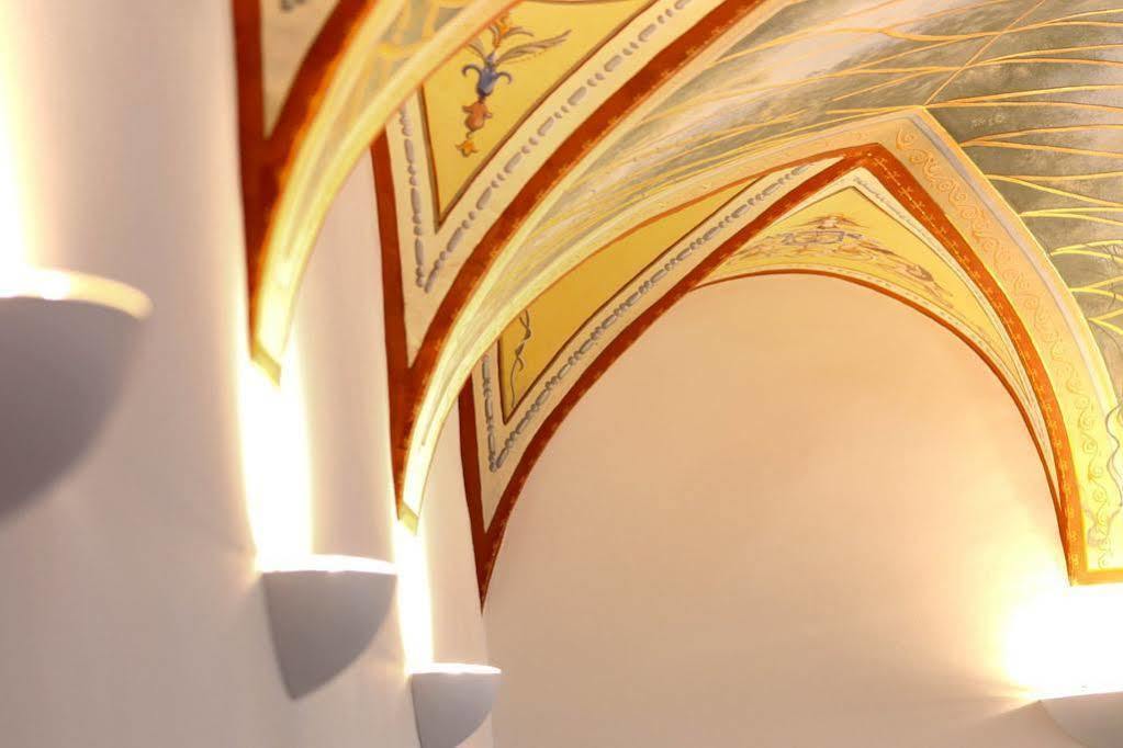 Boutique Hotel La Rinascente Локарно Экстерьер фото